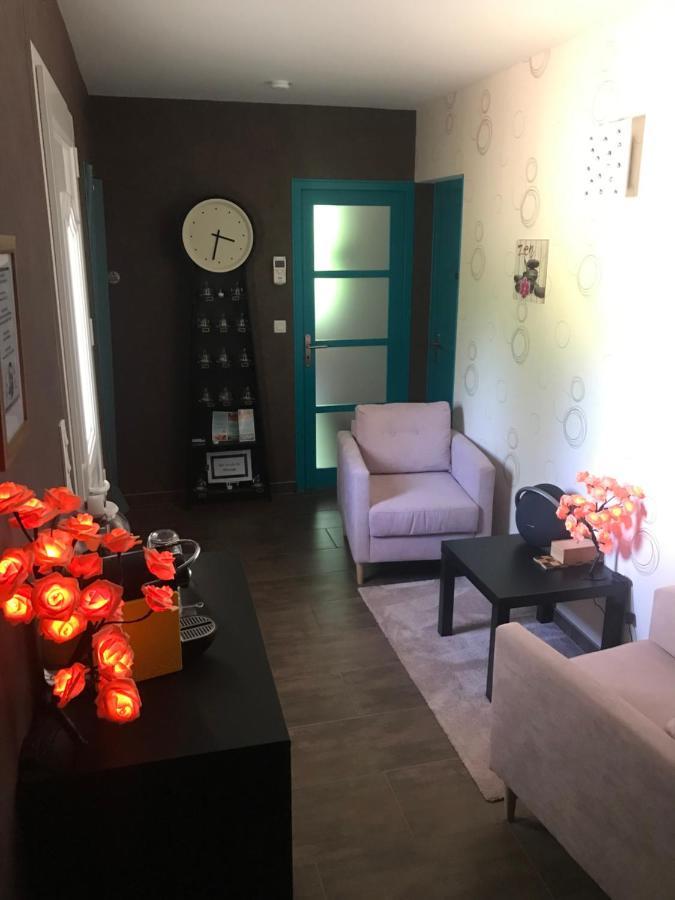 Saint-Avertin Maison Chaleureuse A Partager En Famille Ou Amis Villa Екстериор снимка